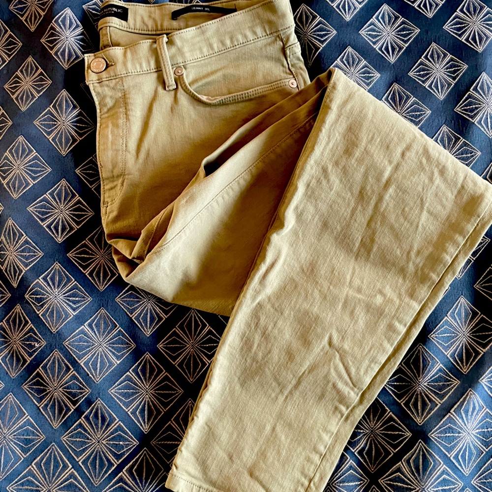 Woman’s jeans size 8 Long